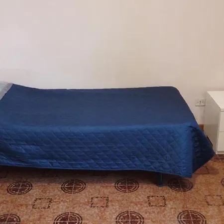 Πανσιόν Santi Palace *