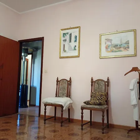Πανσιόν Santi Palace